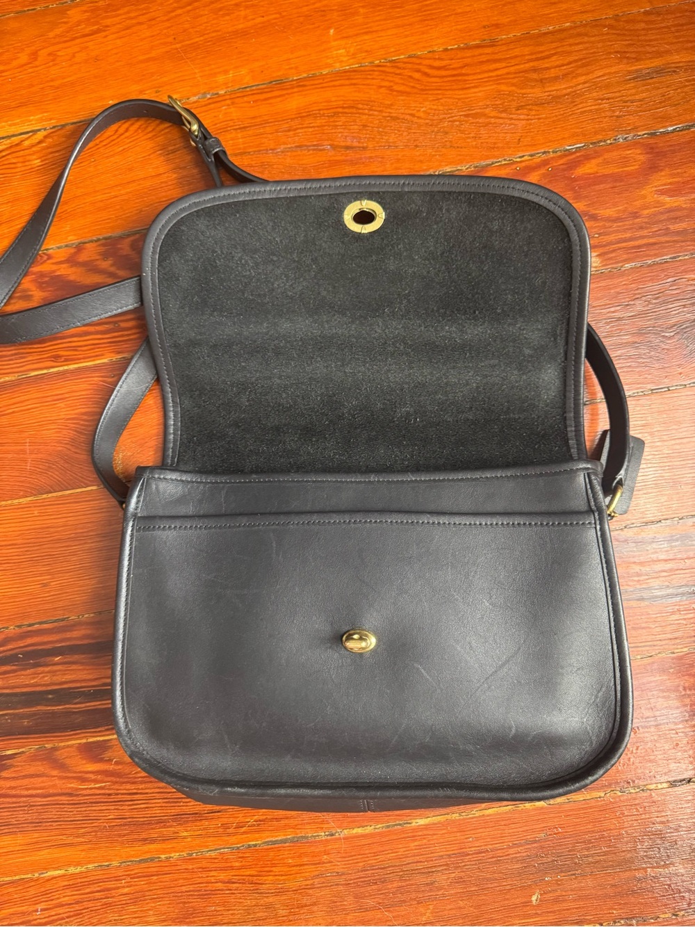 Vintage Coach City Bag 9790 - Picture 10 of 13